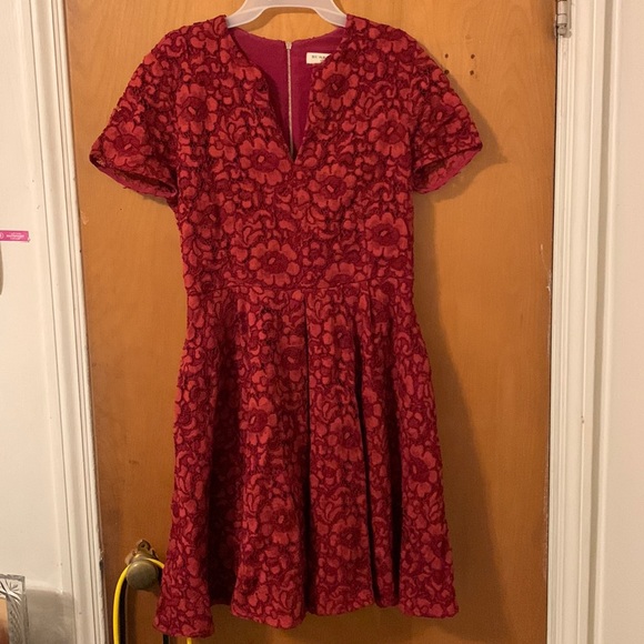 Burberry Dresses & Skirts - Burberry Red Floral Lace Short Sleeve Wedding Dress